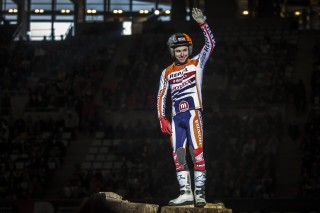 HRC_XTrial15_BUSTO_r4_5176_ps