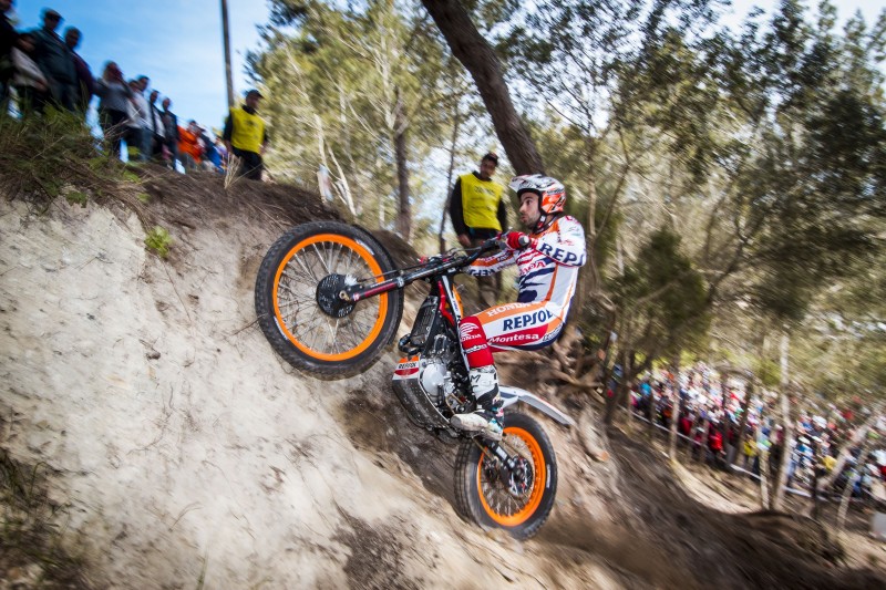 A podium for the Repsol Honda Team in the Spanish National Championship opener