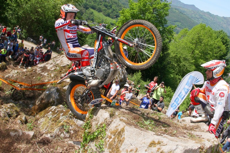 Second place for Toni Bou in the National championship in Asturias