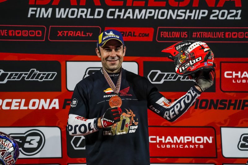 Toni Bou conquers a 30th world title in Barcelona