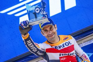 TrialGP25_r4_Podium_PS101215A_ps