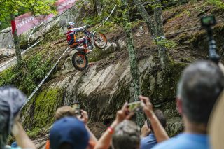 TrialGP25_r11_Bou_200055_ps