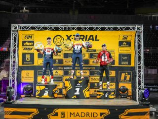 X-Trial26_r2_Podium_06750_ps