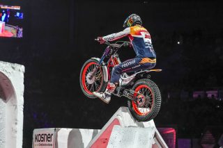 X-Trial26_r2_Marcelli_101999_ps